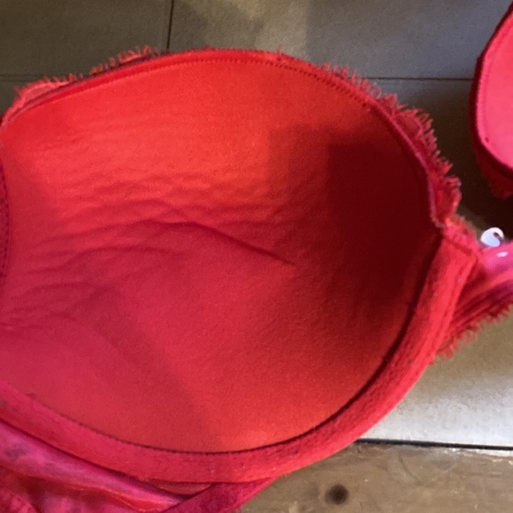 Victoria’s Secret bra‎ 34C - Picture 4 of 8
